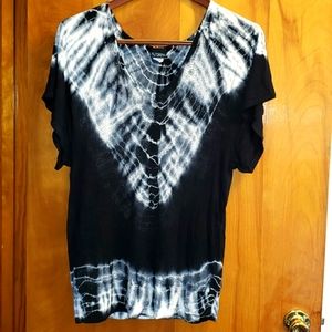 Daytrip XL Top tie dye from Buckle store